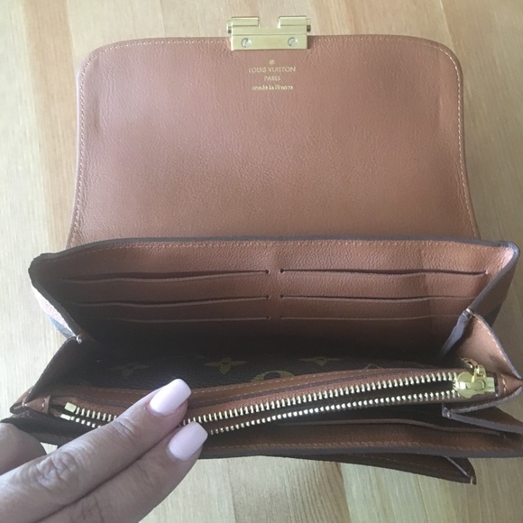 Louis Vuitton Elysée Wallet - Picture 4 of 7